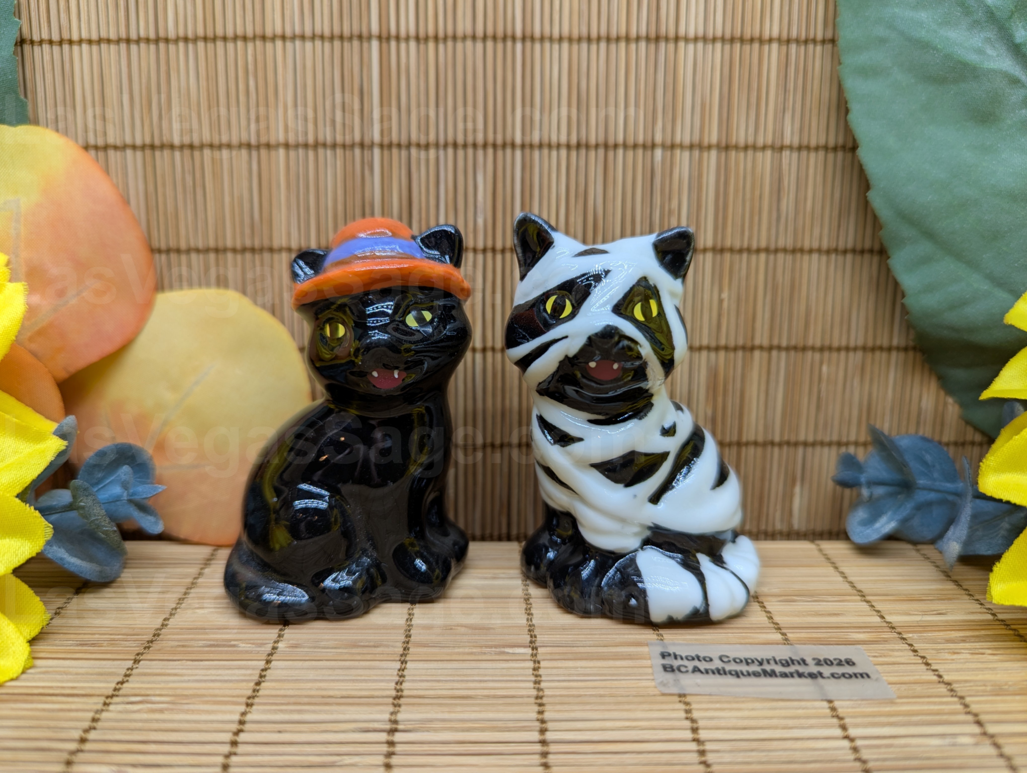 Cats In Costume Small Salt and Pepper Set