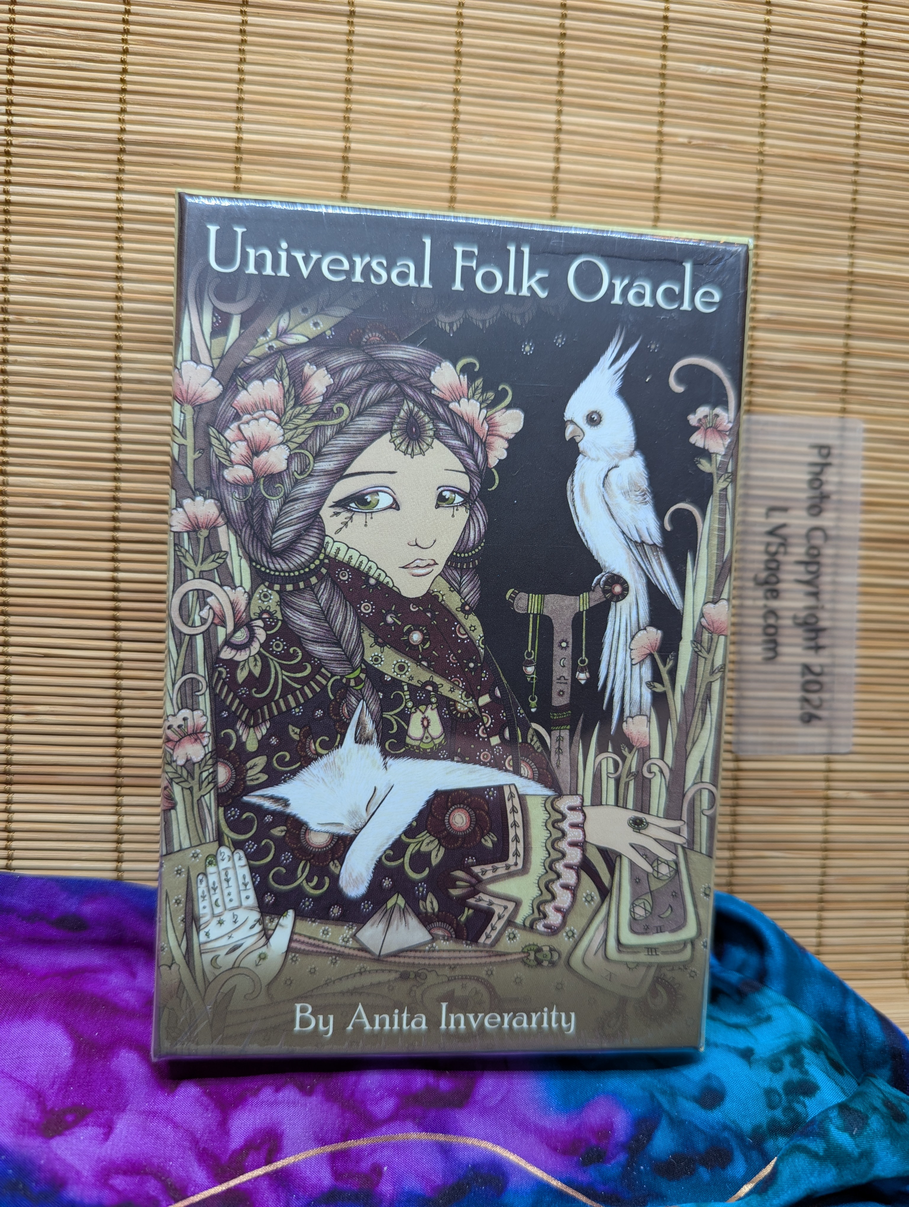 Universal Folk Oracle